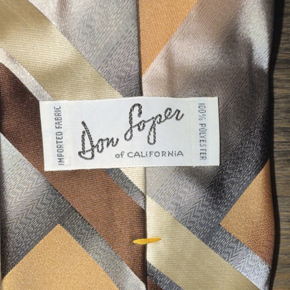 Vintage Don Soper of California Men's Tie: 100% Polyester - Picture 3 of 3